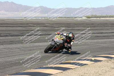 media/Jan-16-2026-CVMA Friday Practice (Fri) [[6f2bf47531]]/5-Racer 4-Trackday1/Session 2 (Bowl)/